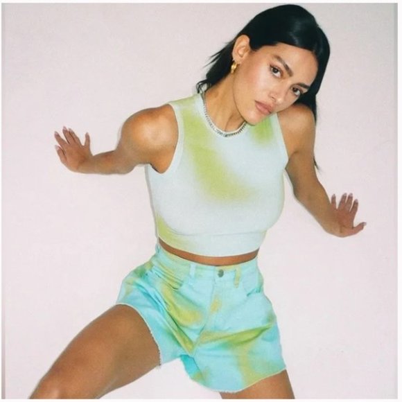 WeWoreWhat Flare Bell Short in Tie Dye Stretch Twill Denim - Size 25 - Picture 5 of 5